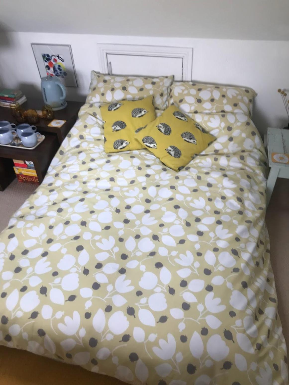 Large Light Loft Room - En Suite ブライトン エクステリア 写真